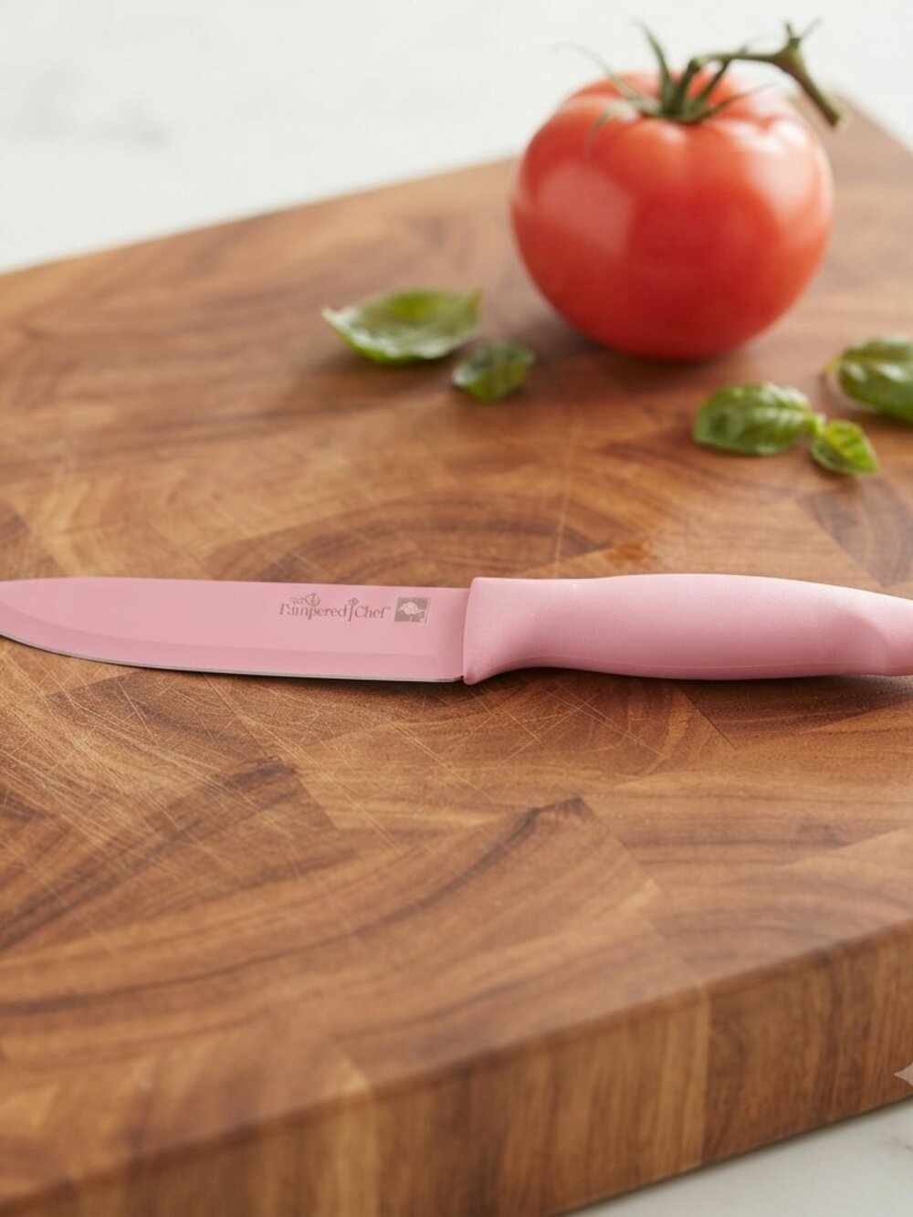 NWT Pampered Chef Pink Colour Coated Tomato Knife